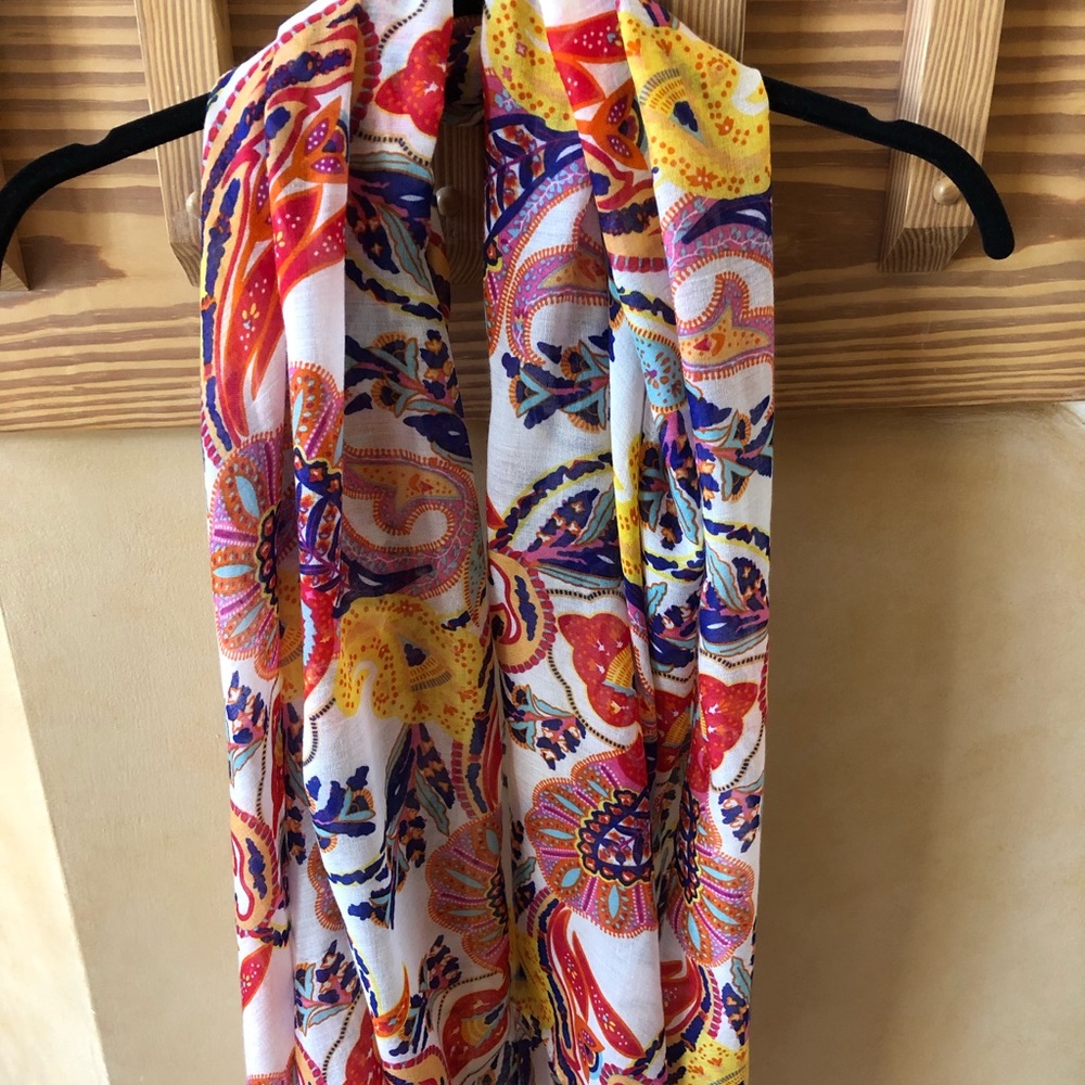 Marcus Adler Scarf